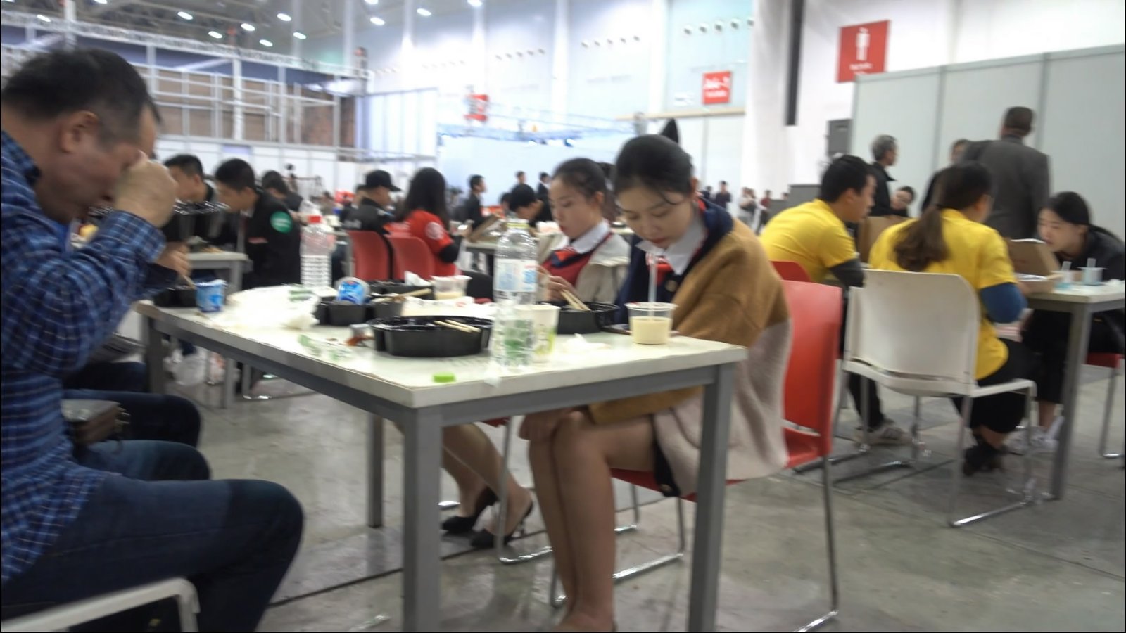 streetsnapshoep[00 04 04][20181210 215719 4]